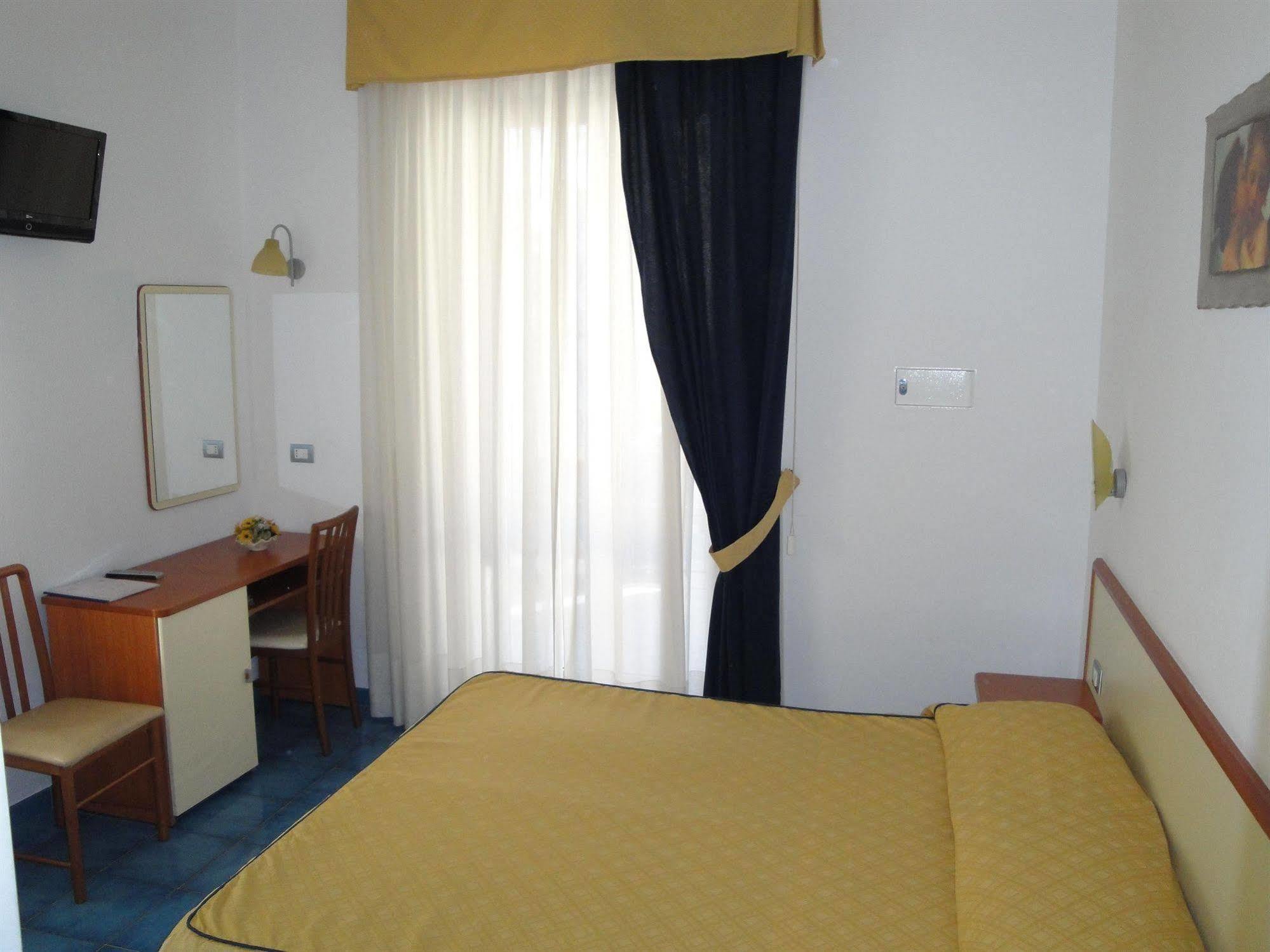 Meuble Casa Mannini Rooms Майори Екстериор снимка